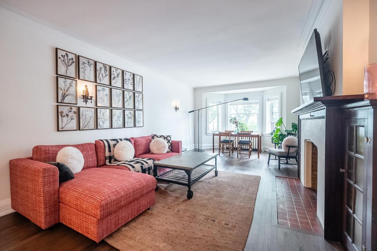 Beautiful And Spacious Luxury Home โตรอนโต ภายนอก รูปภาพ